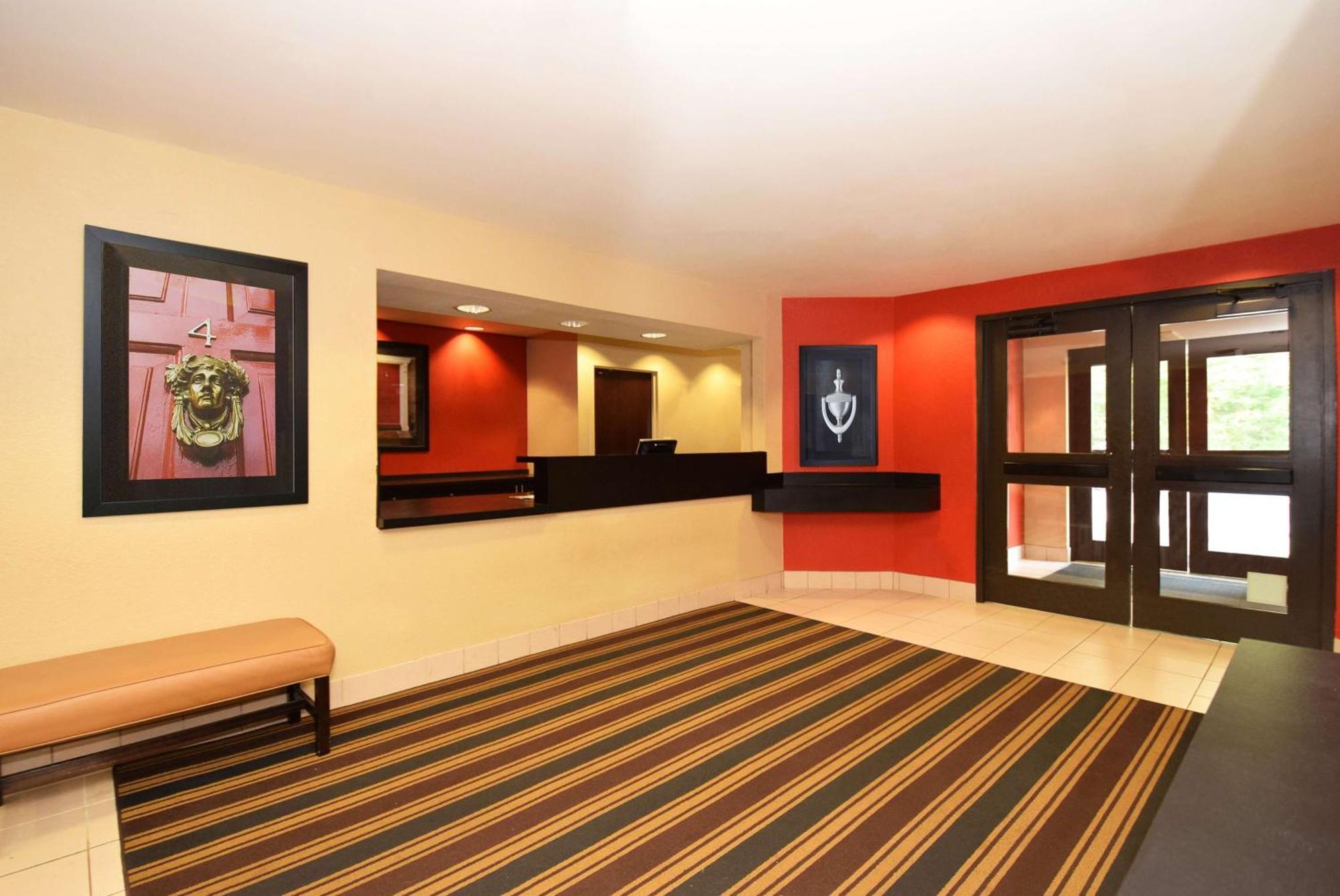 Extended Stay America Suites - Newark - Вудбрідж Екстер'єр фото
