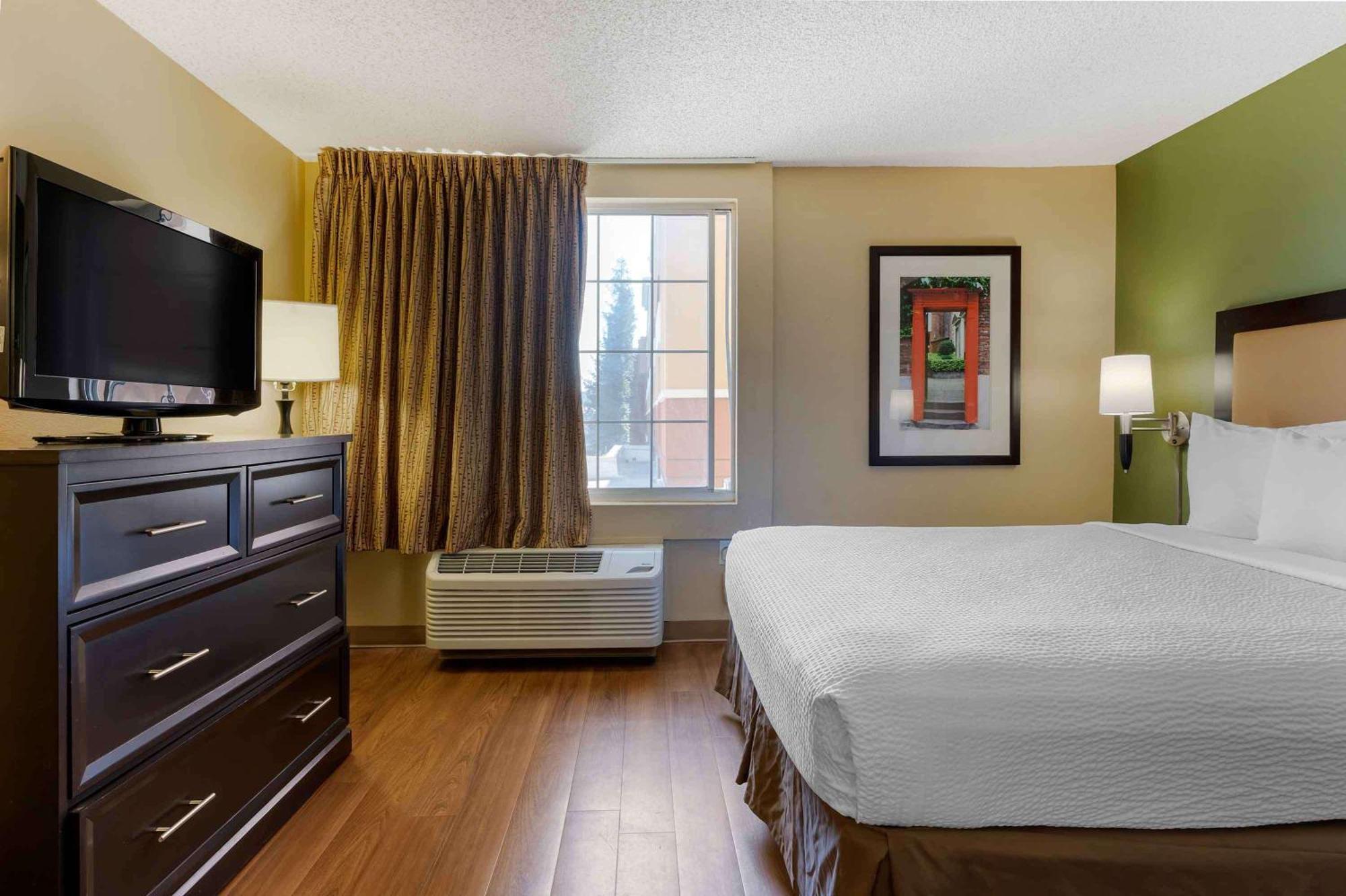 Extended Stay America Suites - Newark - Вудбрідж Екстер'єр фото
